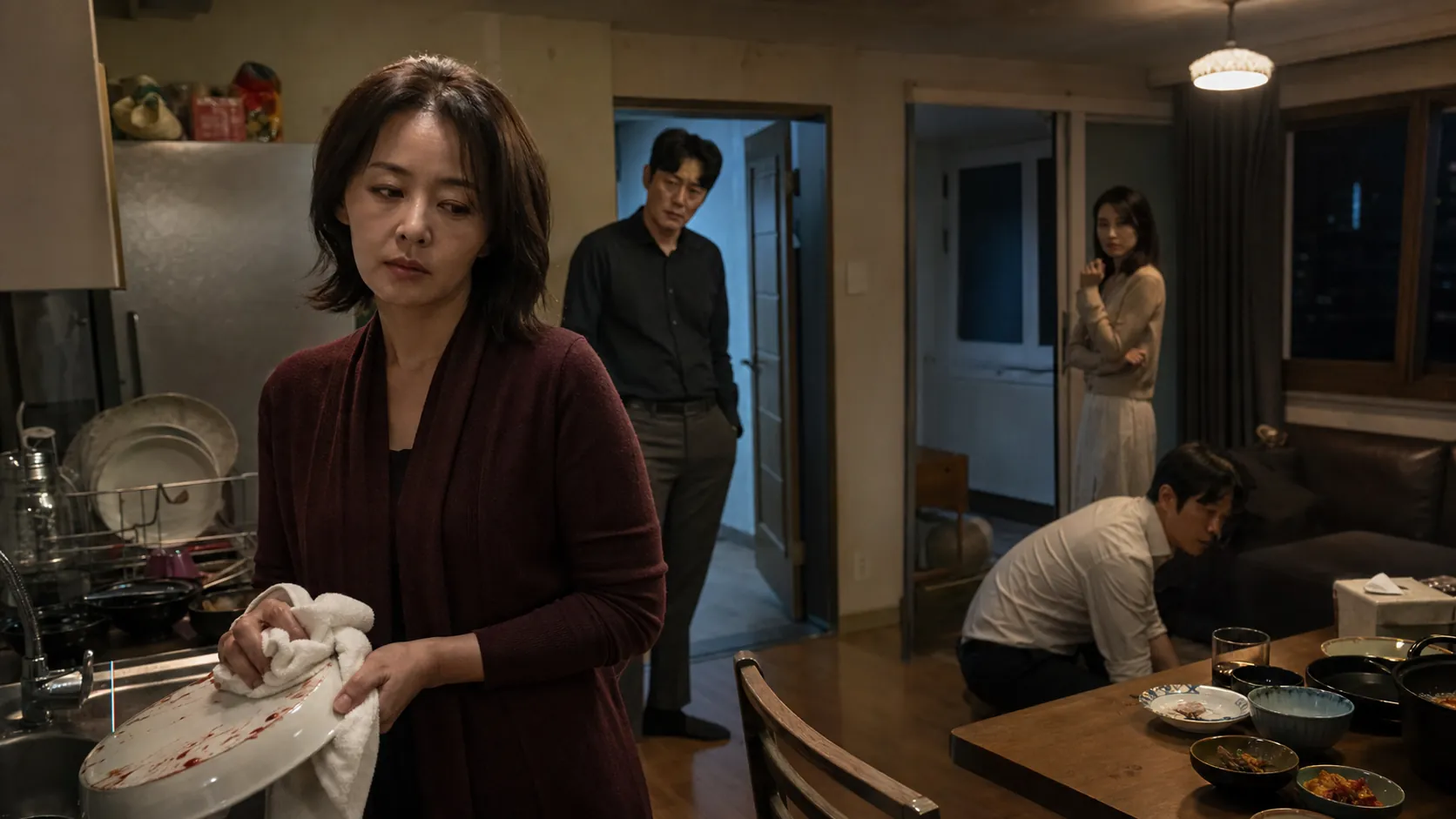 불륜 너머의 비밀, 네 인물의 욕망을 비추다