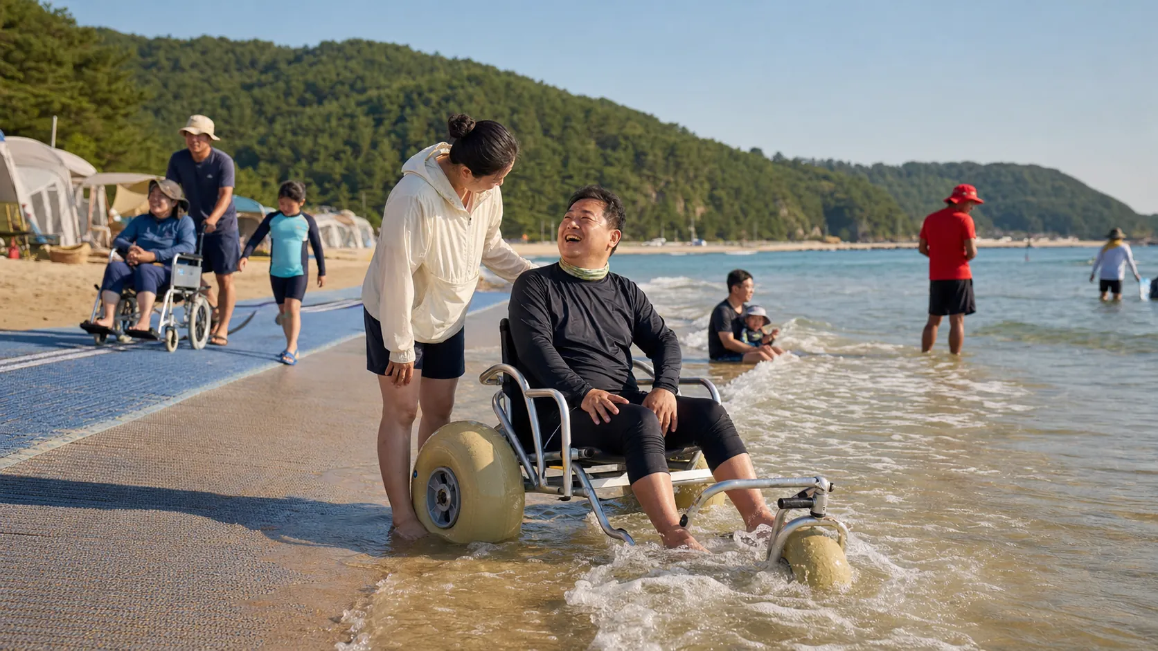 양양 바다서 2천700명 함께하는 장애인 휴가