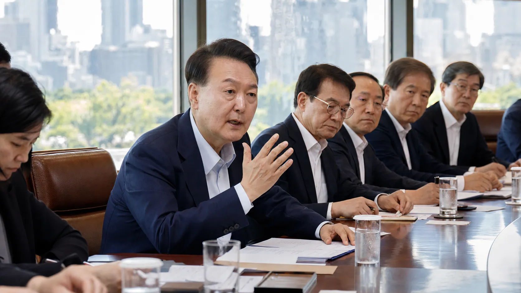이재명 대통령, 폭염에 재난 수준 대응 주문